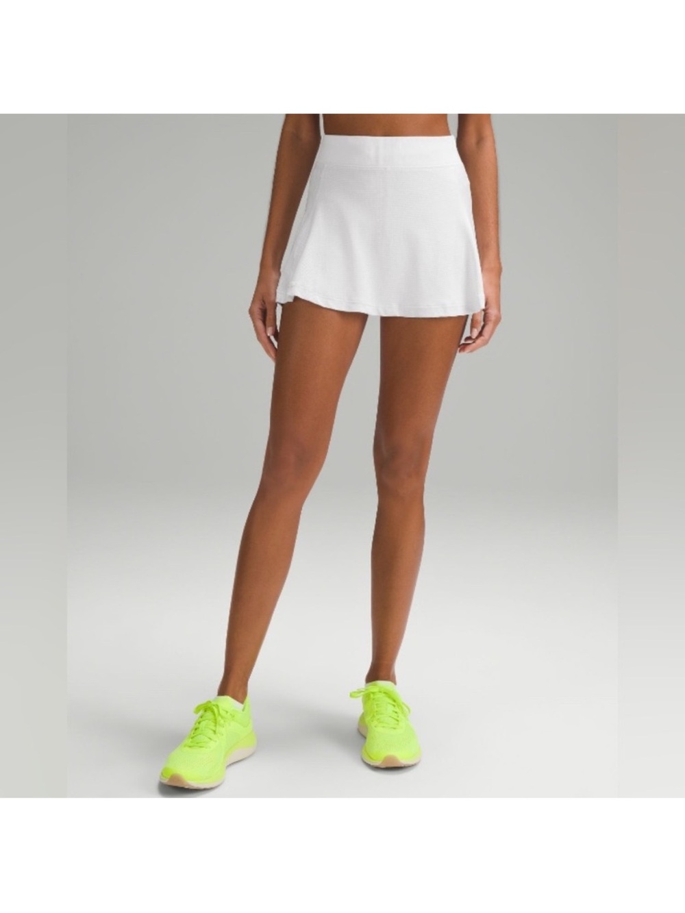 Lululemon Athletica Swiftly tech high rise skirt.